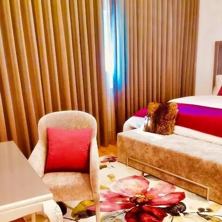 Casalinho Da Azenha - Charm House